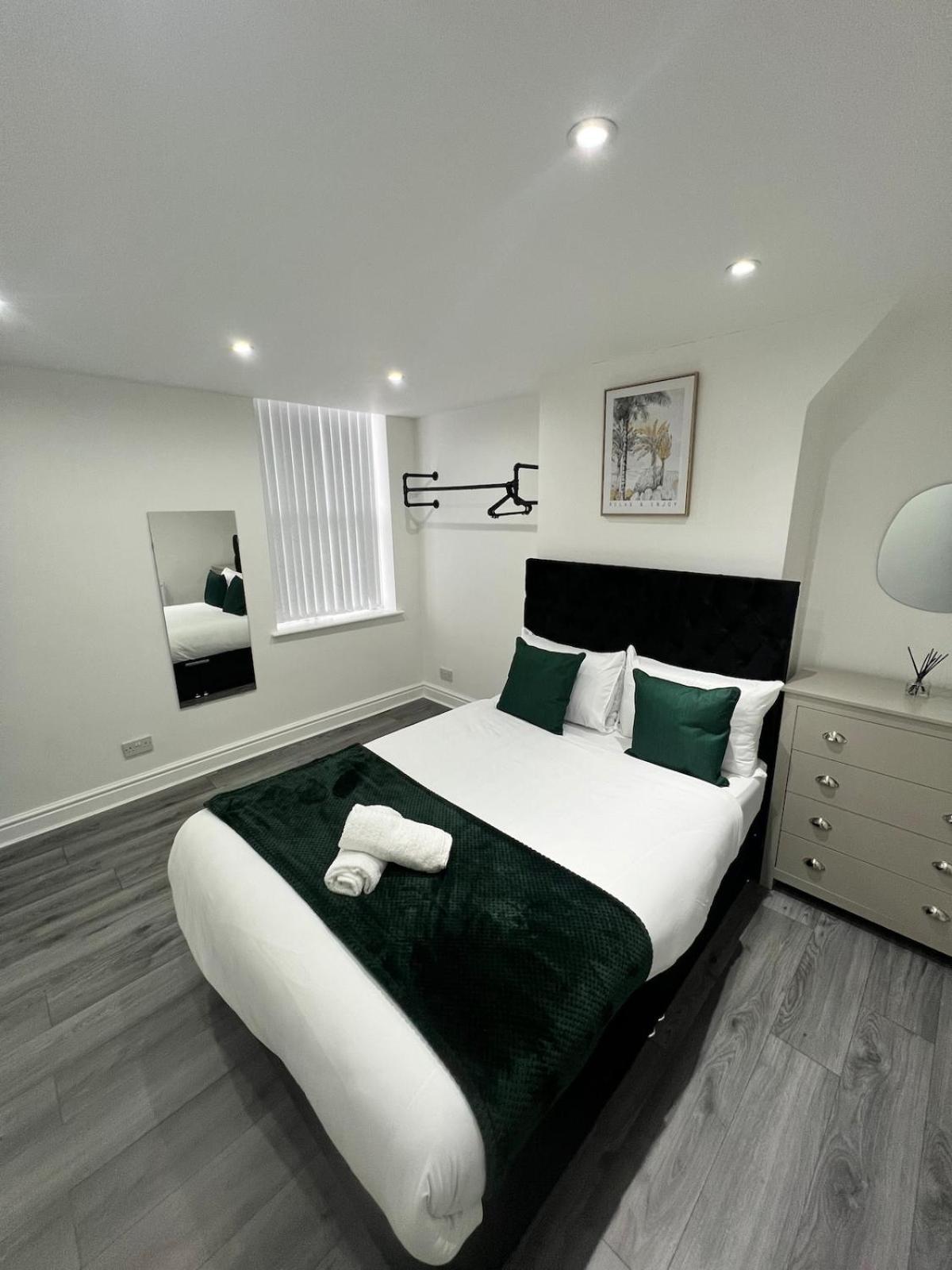Contractors Dream, 4 Bedroom 2 Bathroom Liverpool Buitenkant foto