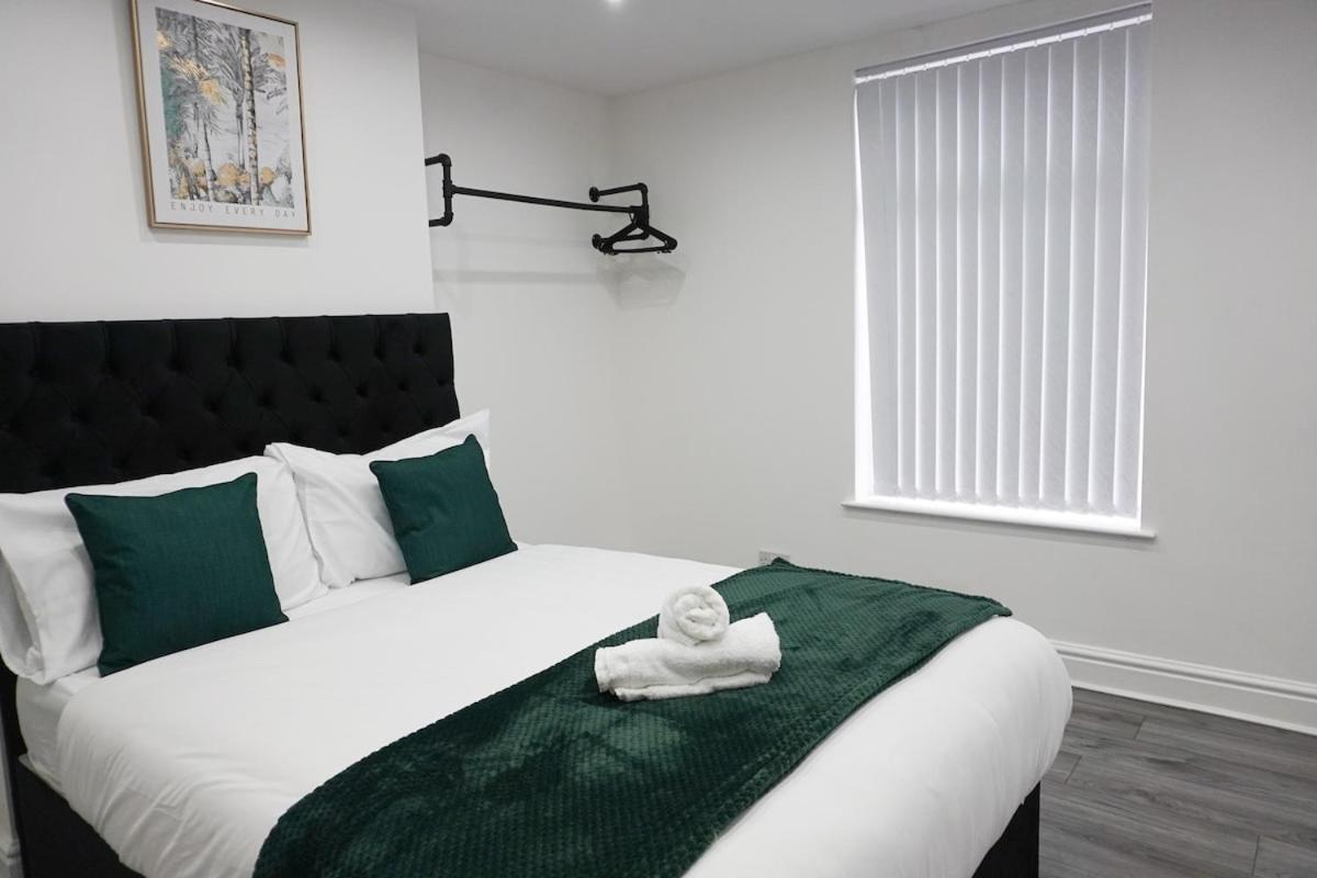 Contractors Dream, 4 Bedroom 2 Bathroom Liverpool Buitenkant foto