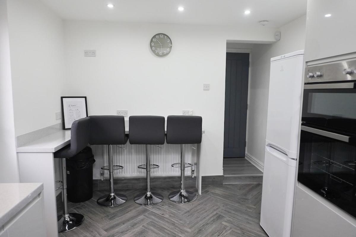 Contractors Dream, 4 Bedroom 2 Bathroom Liverpool Buitenkant foto