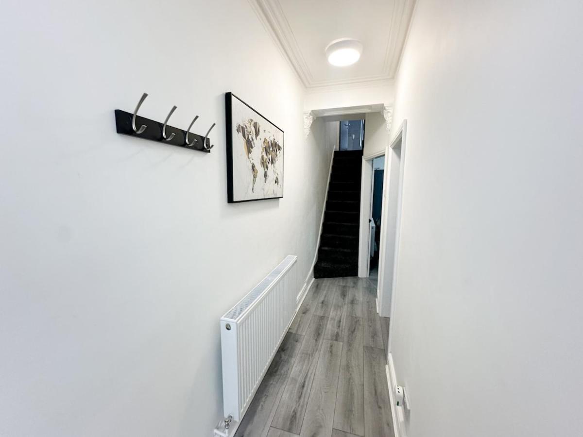 Contractors Dream, 4 Bedroom 2 Bathroom Liverpool Buitenkant foto