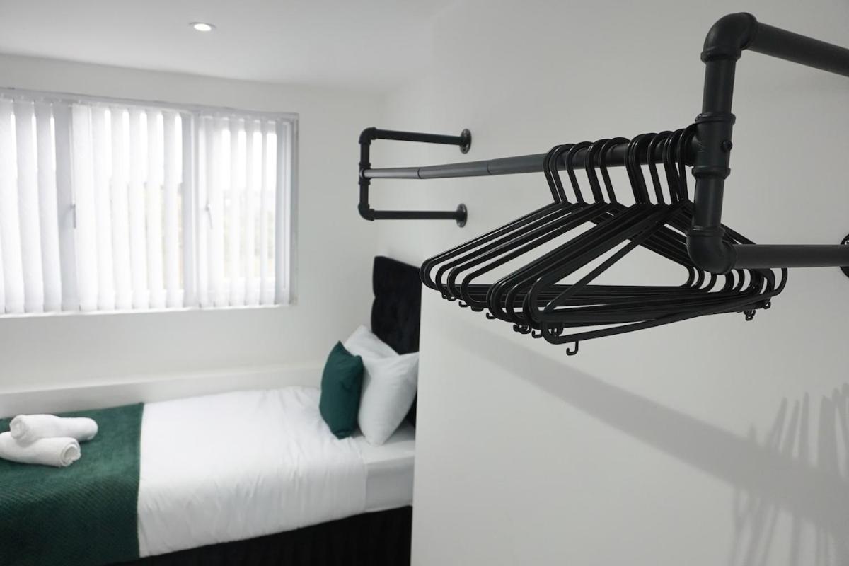 Contractors Dream, 4 Bedroom 2 Bathroom Liverpool Buitenkant foto