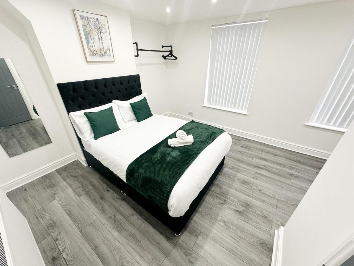 Contractors Dream, 4 Bedroom 2 Bathroom Liverpool Buitenkant foto